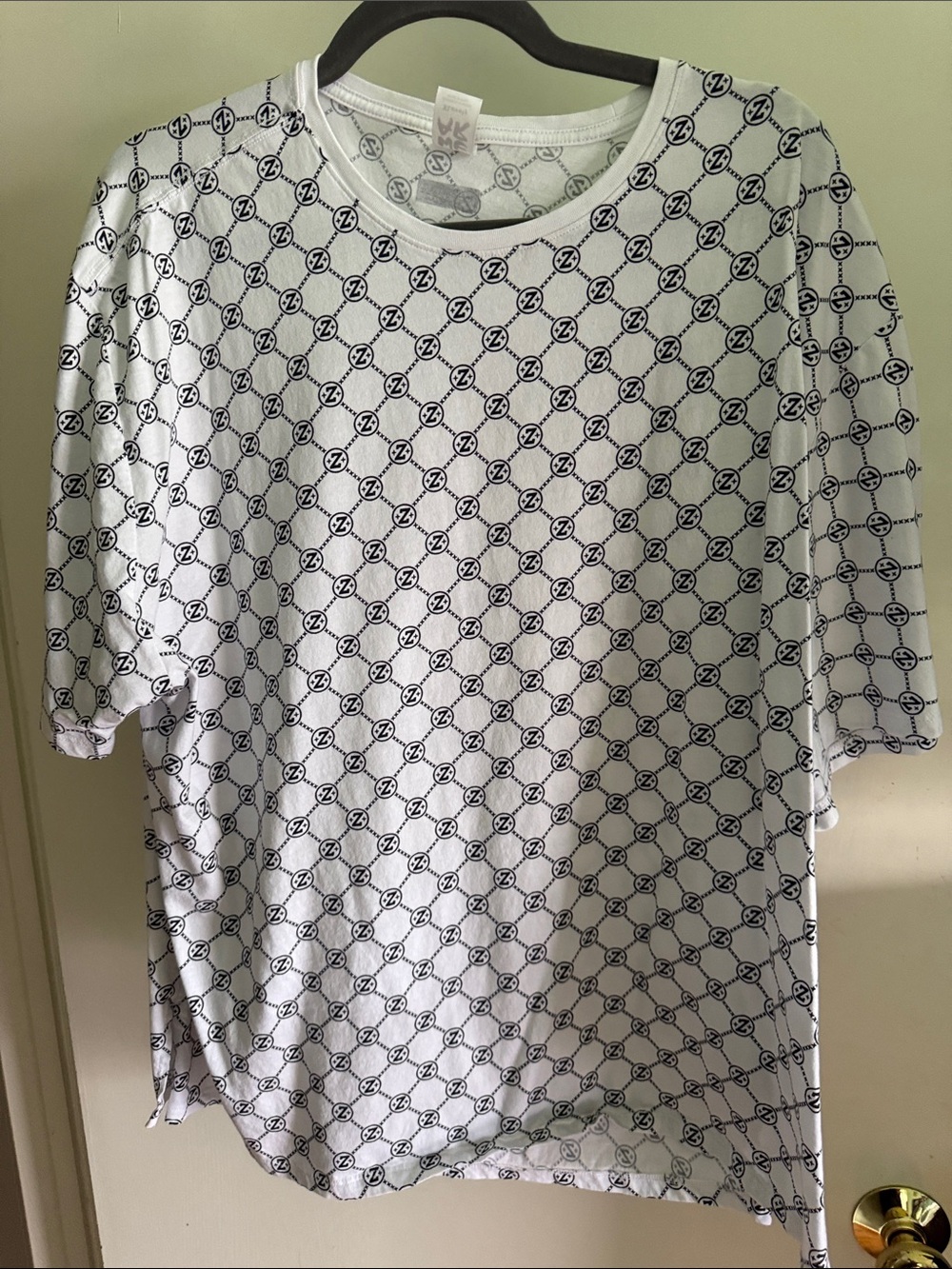 Zumba Fitness White Tee with Black Logo Chain Print